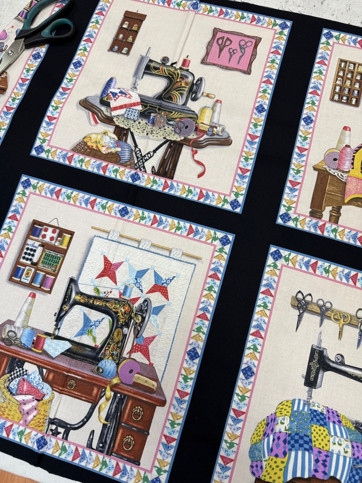 картинка Ткань 100 % хлопок Studio E ширина  110 см, 3326 BLACK от магазина МиТекс на Пушкина 97