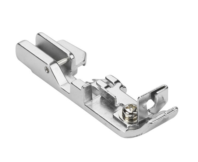 картинка Лапка Bernina/Juki для оверлока для для вшивания шнура от магазина МиТекс на Пушкина 97