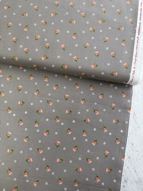 картинка Ткань 100% хлопок Moda Тюльпаны на сером от магазина МиТекс на Пушкина 97