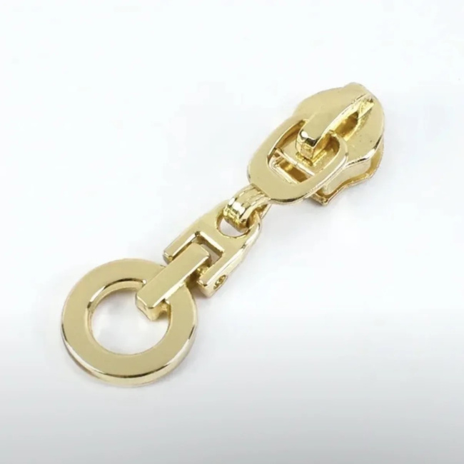 картинка Бегунок галантерейный спираль К6, Gold Цепочка от магазина МиТекс на Пушкина 97
