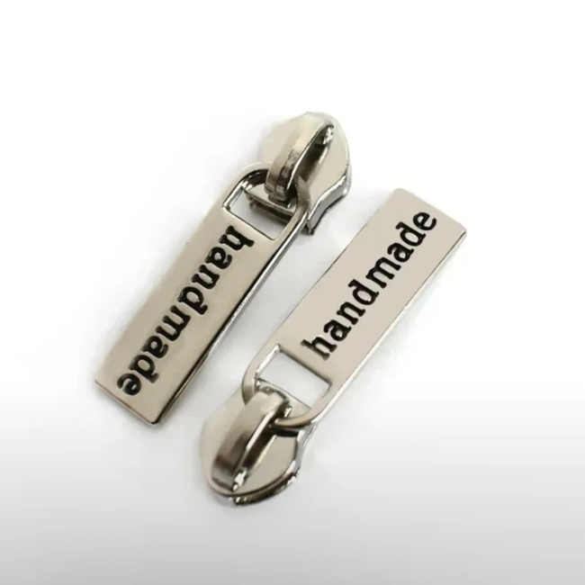 картинка Бегунок галантерейный спираль К6, silver Handmade от магазина МиТекс на Пушкина 97