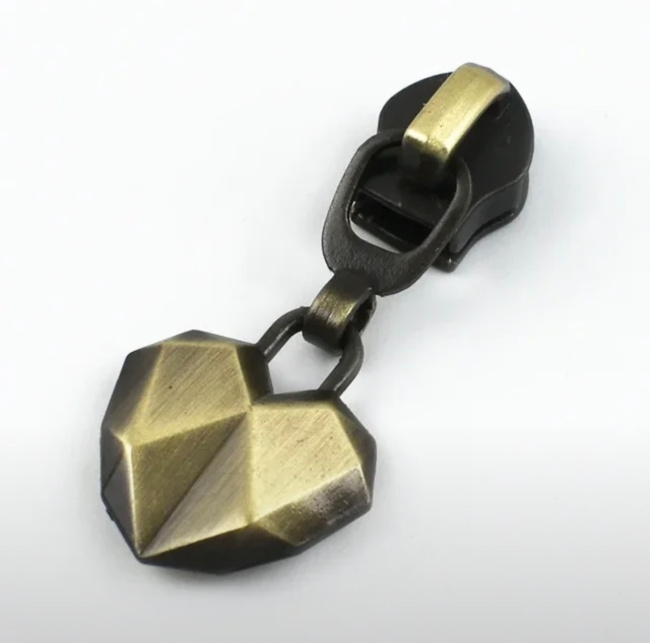 картинка Бегунок галантерейный спираль К6, Bronze 3D от магазина МиТекс на Пушкина 97