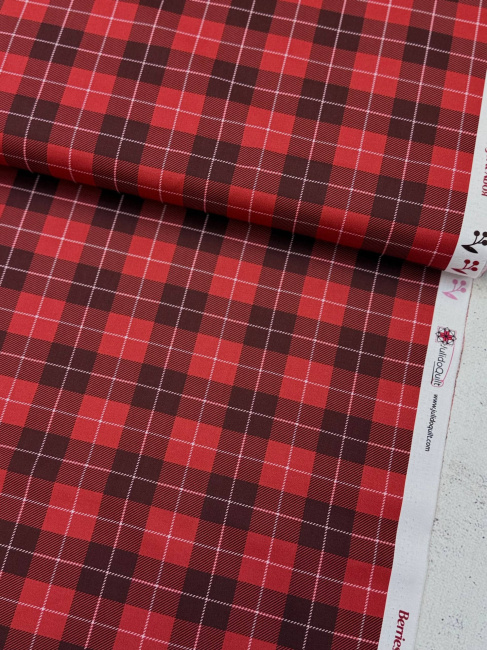 картинка Ткань 100 % хлопок JulidoQuilt 3101-4 Коллекция Ягоды и хвоя от магазина МиТекс на Пушкина 97