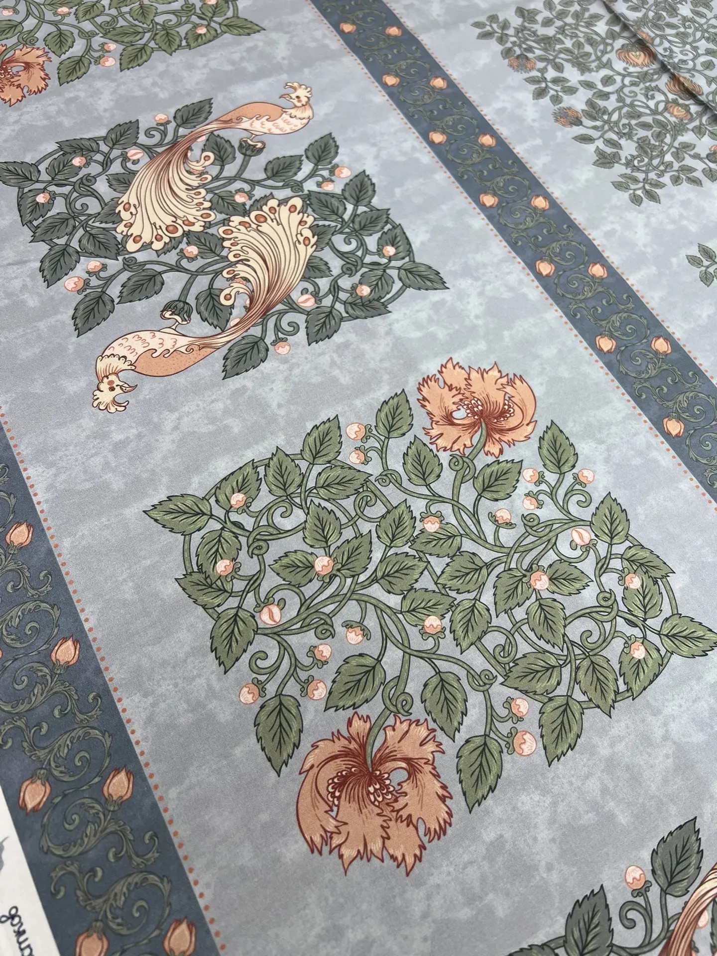 картинка Ткань 100 % хлопок JulidoQuilt 3711 Коллекция Поэзия лепестков от магазина МиТекс на Пушкина 97