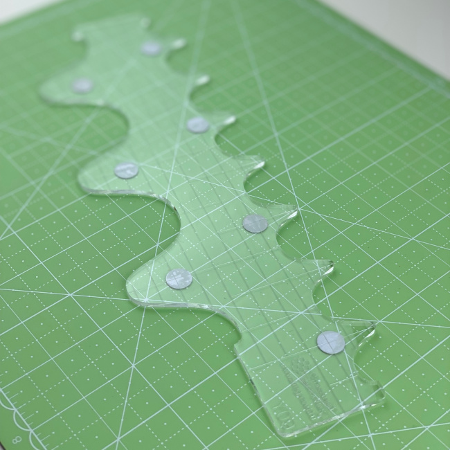 картинка Y09 Линейка для стежки №09 (3 мм) от магазина МиТекс на Пушкина 97