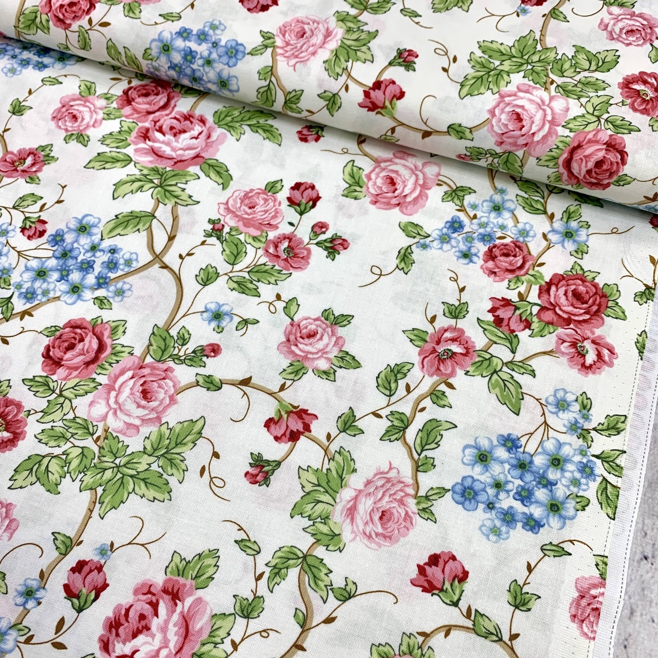 картинка Ткань 100 % хлопок Henry Glass ширина  110 см 2196-44 от магазина МиТекс на Пушкина 97