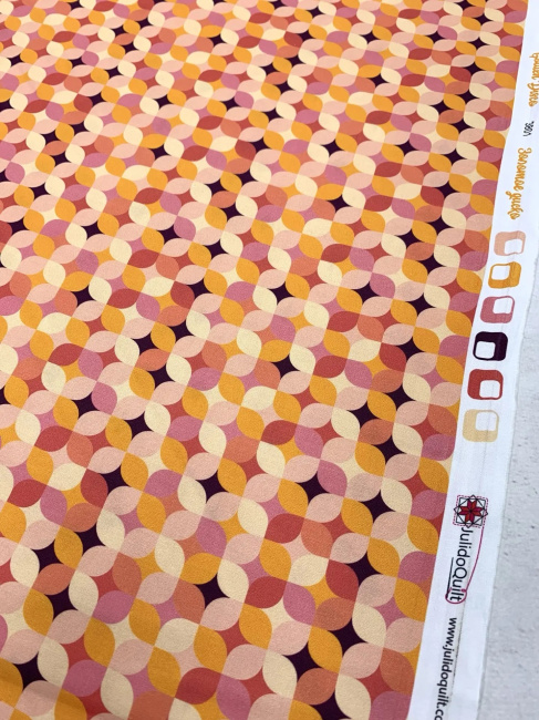 картинка Ткань 100% хлопок JulidoQuilt 3801 Коллекция Золотое диско от магазина МиТекс на Пушкина 97